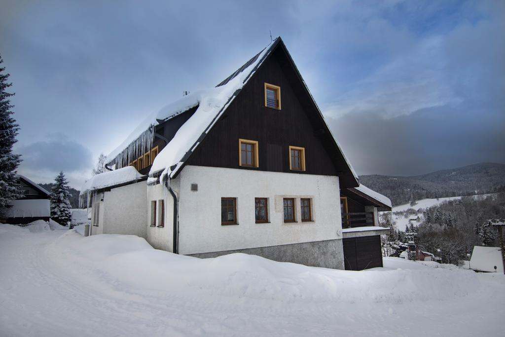 Penzion Slunecnice Rokytnice nad Jizerou Exterior photo